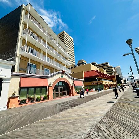 Days Inn By Wyndham Atlantic City Oceanfront-Boardwalk Exterior photo